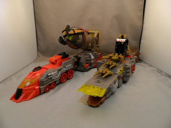 Transformers Year Of The Snake Platinum Edition Omega Supreme  (9 of 48)